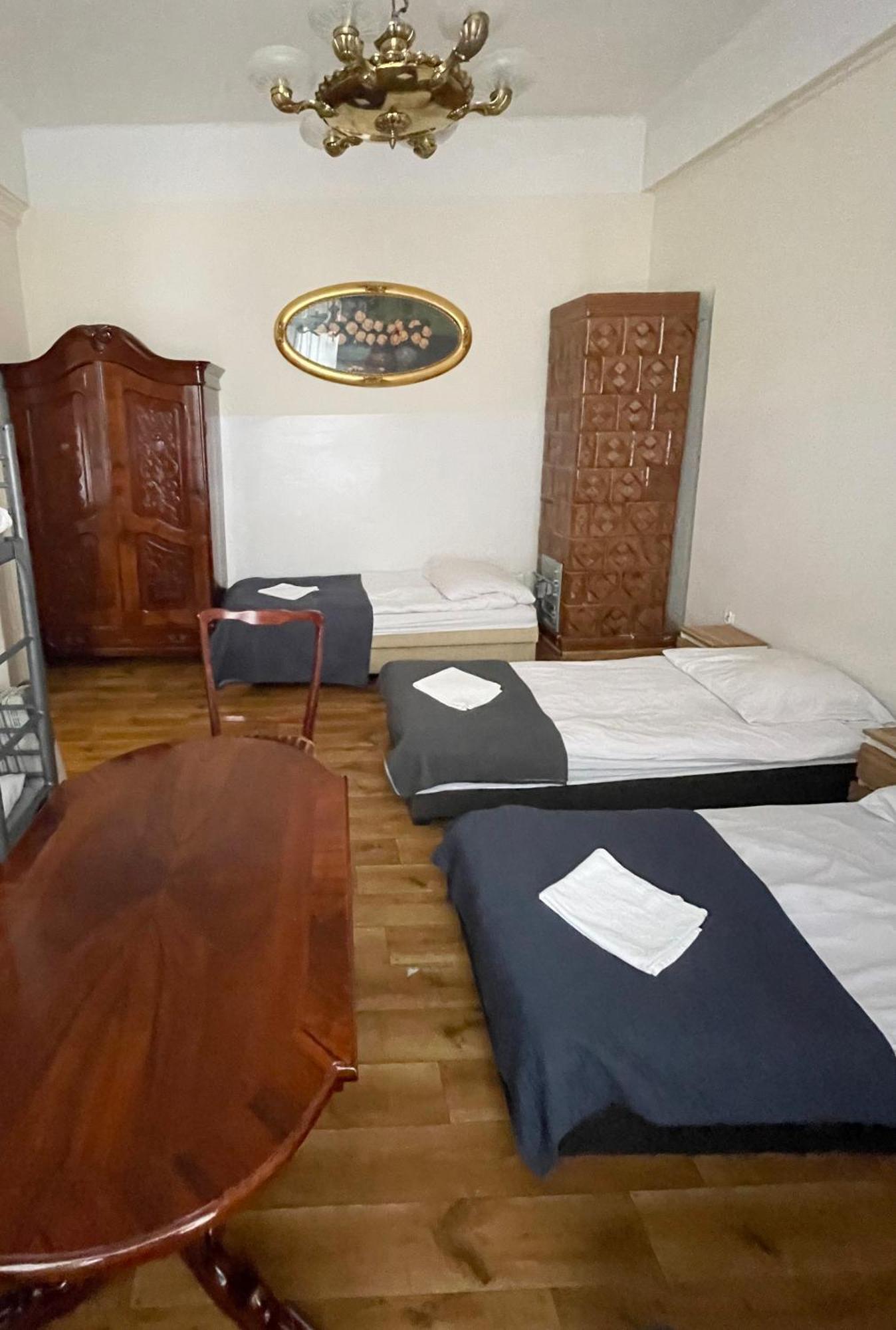 Vavelsky Apartments - Old Town Cracovie Extérieur photo