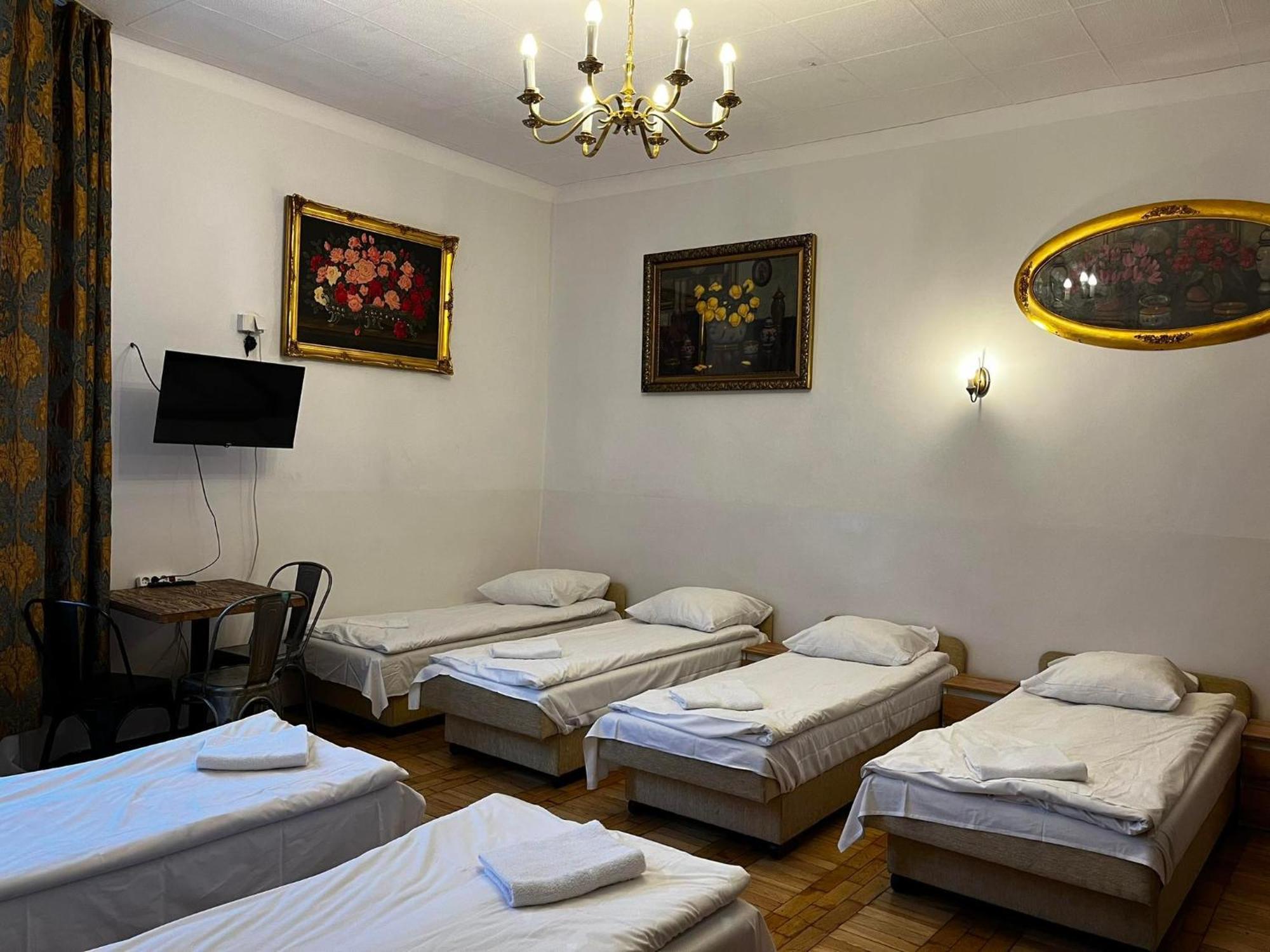 Vavelsky Apartments - Old Town Cracovie Extérieur photo