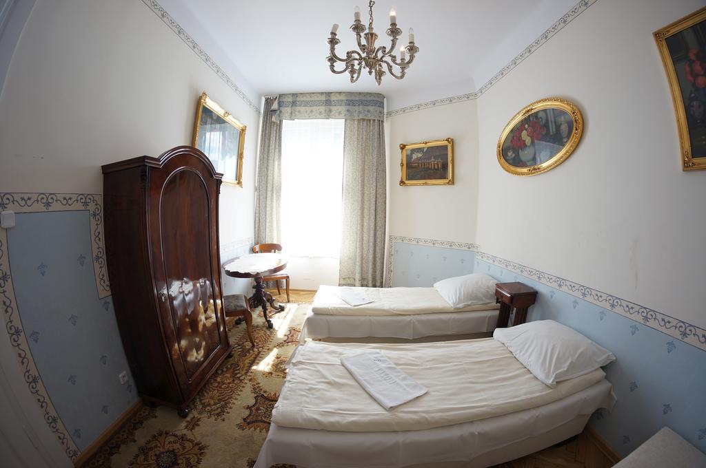 Vavelsky Apartments - Old Town Cracovie Extérieur photo