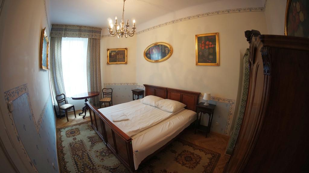 Vavelsky Apartments - Old Town Cracovie Extérieur photo