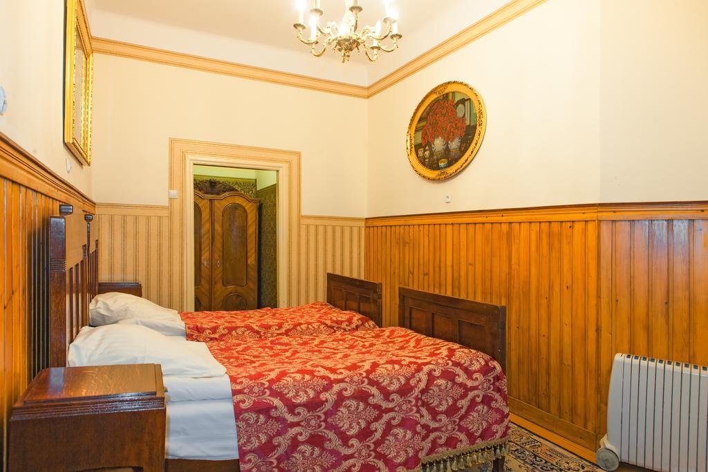 Vavelsky Apartments - Old Town Cracovie Extérieur photo