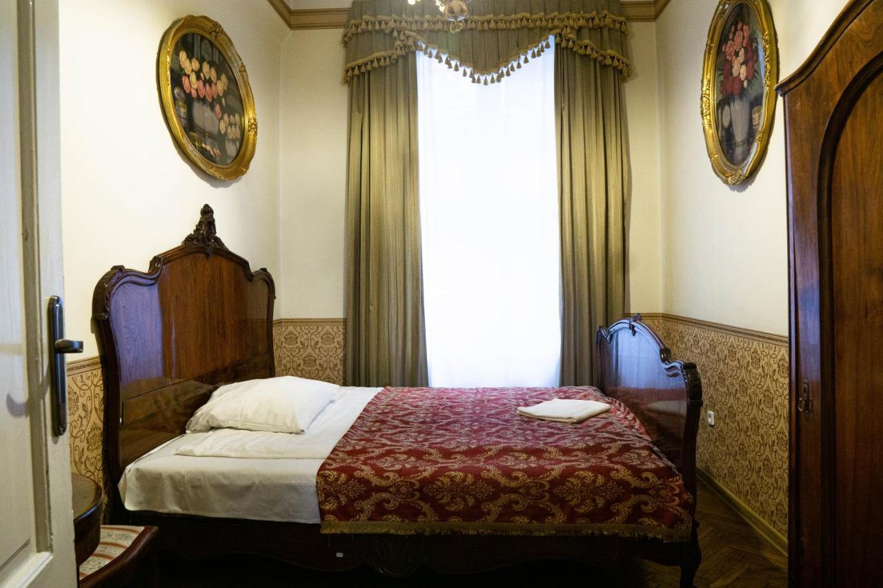Vavelsky Apartments - Old Town Cracovie Extérieur photo